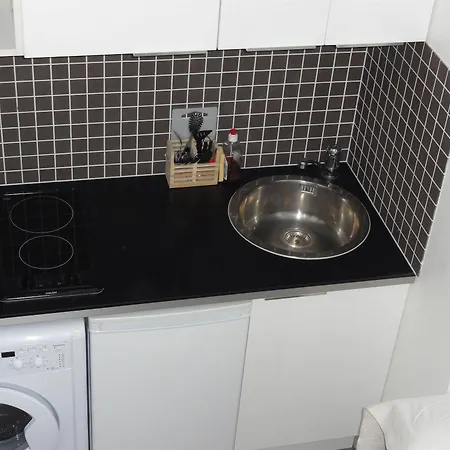 Phenicio Montrouge 2* Malakoff